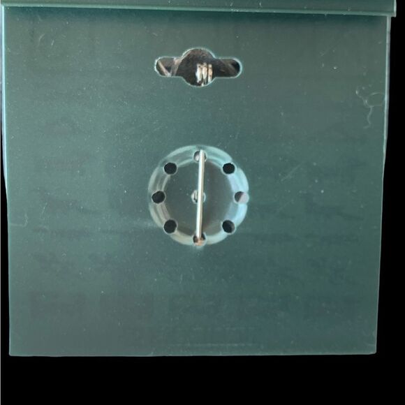 Vintage JJ Artifacts climbing pewter kitty pin brooch new with tags - Picture 2 of 3